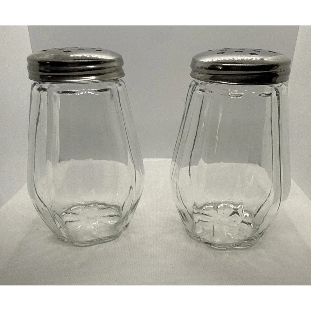 Vintage Shaker Pair Glass Metal‎ Lid Diner Pizza Cheese Pepper 4.5